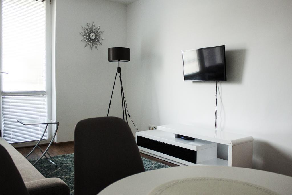 Apartament Apartment Радом Екстериор снимка